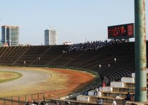 Von „echten“ Stadionwürsten in Kambodscha