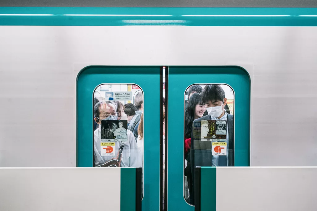 Eine von vielen Zugszenen in Japan.